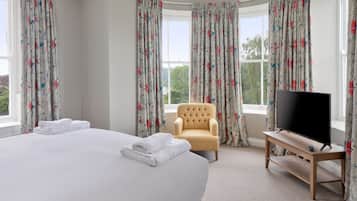 BISKEY LAKE VIEW (not pret friendly) | Ropa de cama hipoalergénica, caja fuerte, escritorio