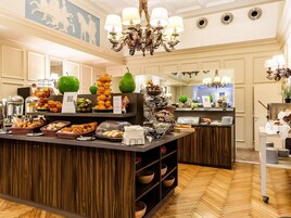 Daily buffet breakfast (EUR 19 per person)