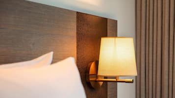 Quarto família, quartos conectados | Roupas de cama antialérgicas, frigobar, cofres nos quartos, escrivaninha