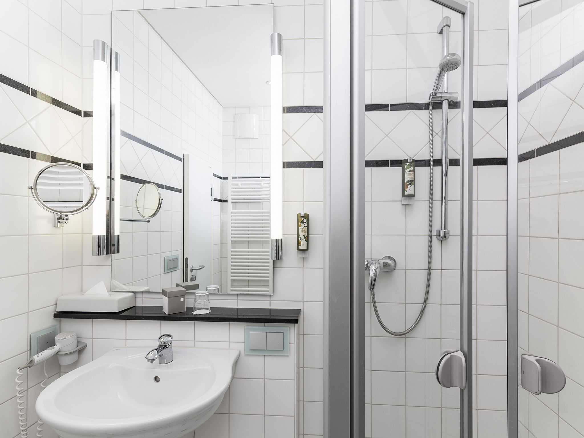 economy single room | room amenity