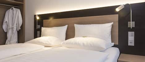 Premium bedding, pillowtop beds, in-room safe, desk
