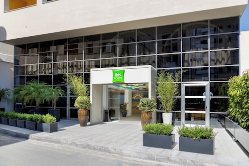 ibis Styles Larnaca Finikoudes Beach