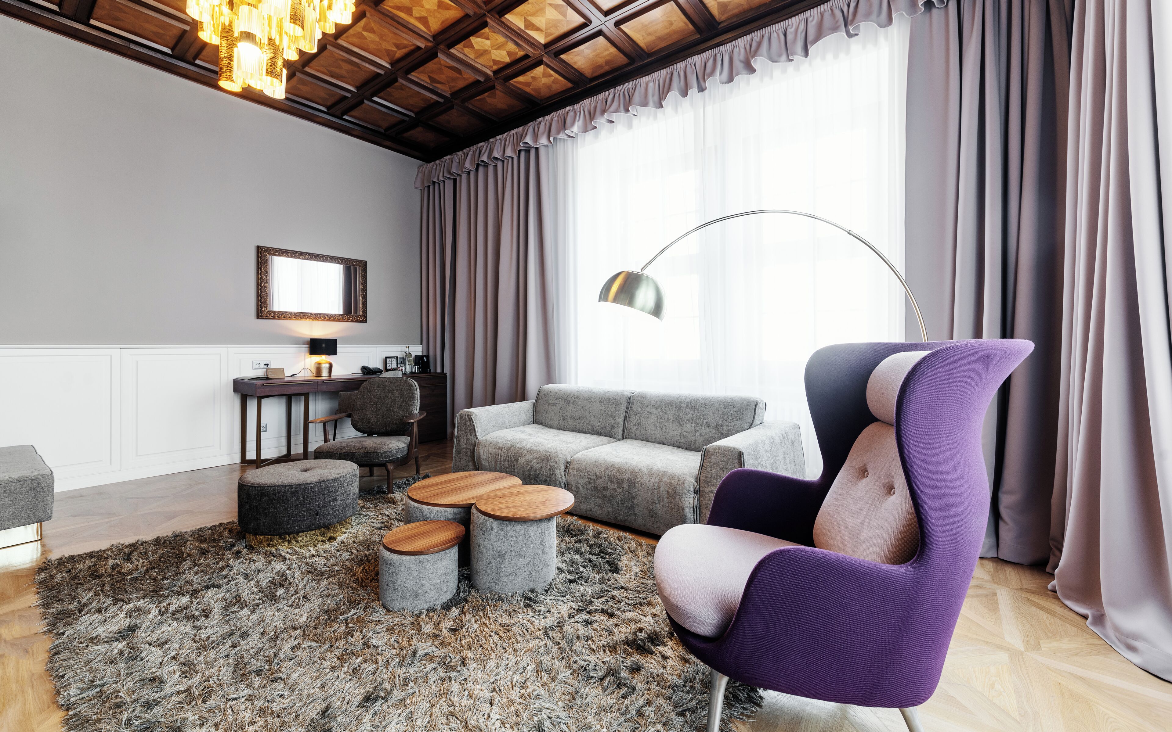 suite | 1 bedroom, minibar, in-room safe, desk