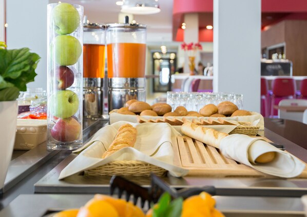 Desayuno a la carta gratuito y diario