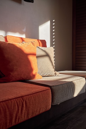Gio Double Room, Courtyard View | In-room safe, individually decorated, individually furnished - Hotel Gio (Munich)