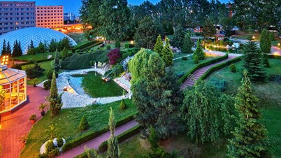 TOP HOTEL Praha & Conference Centre