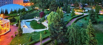 TOP HOTEL Praha & Conference Centre