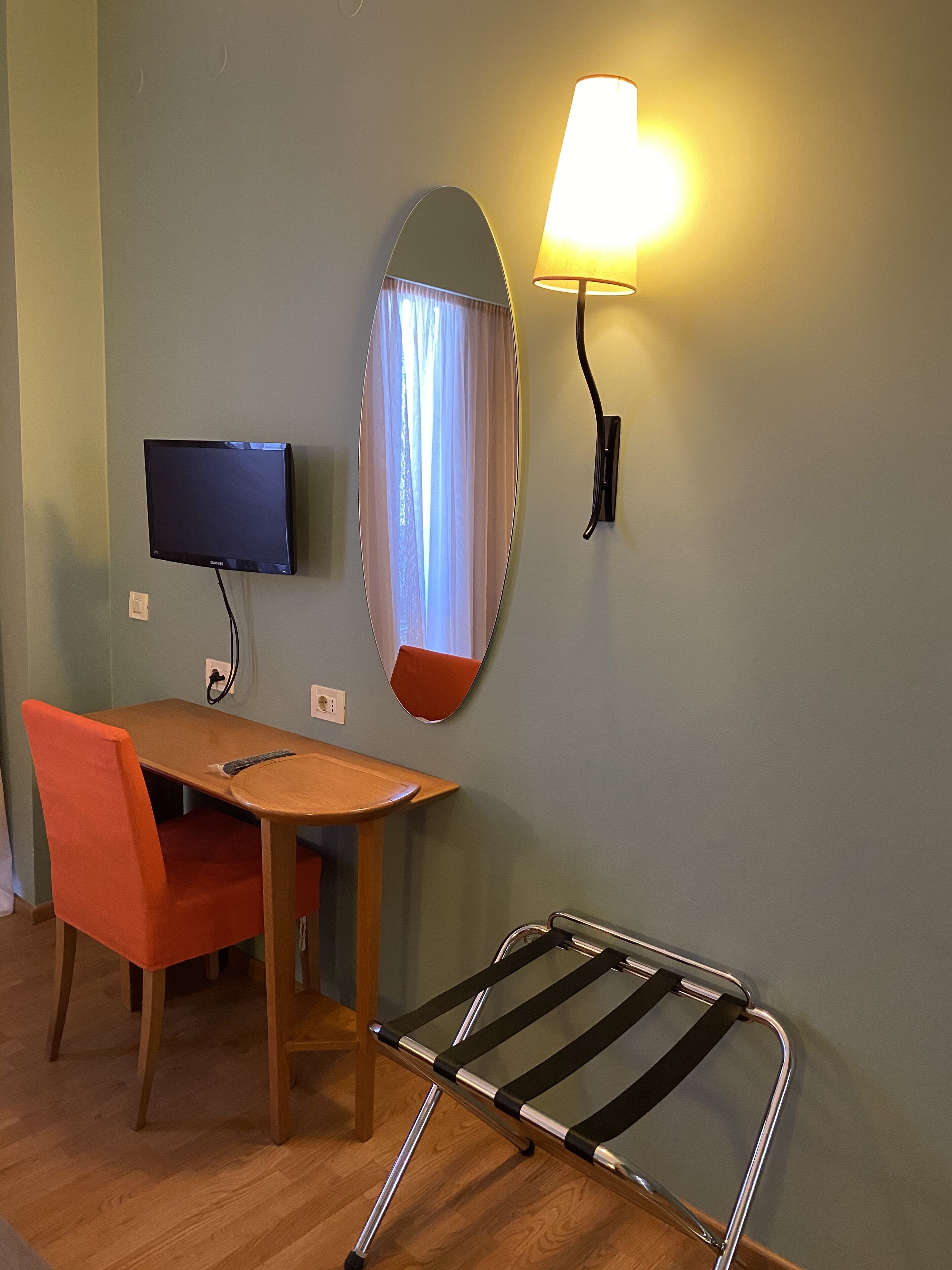 Photo - Olympic Hotel