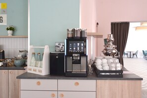 Tägliches inbegriffenes Frühstücksbuffet