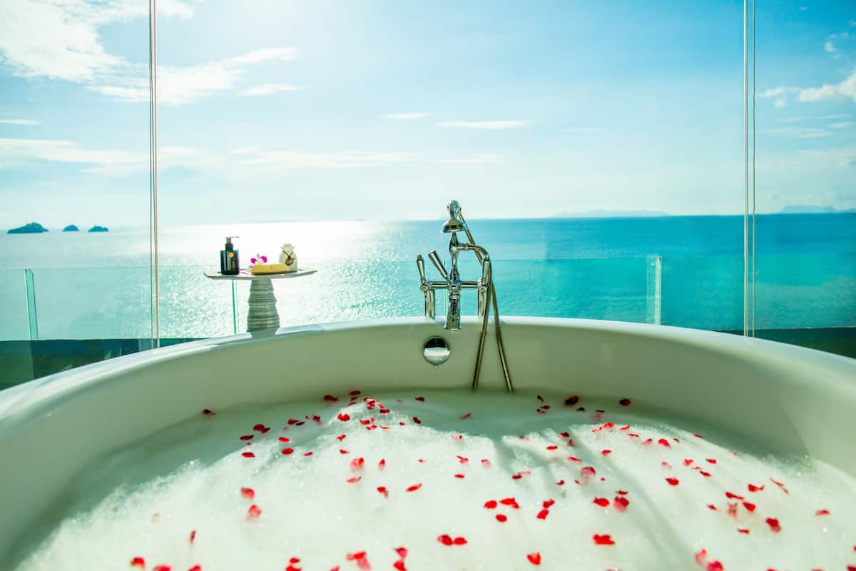 club suite, 1 king bed (panoramic ocean) | bathroom | separate bathtub and shower, deep-soaking bathtub, rainfall showerhead