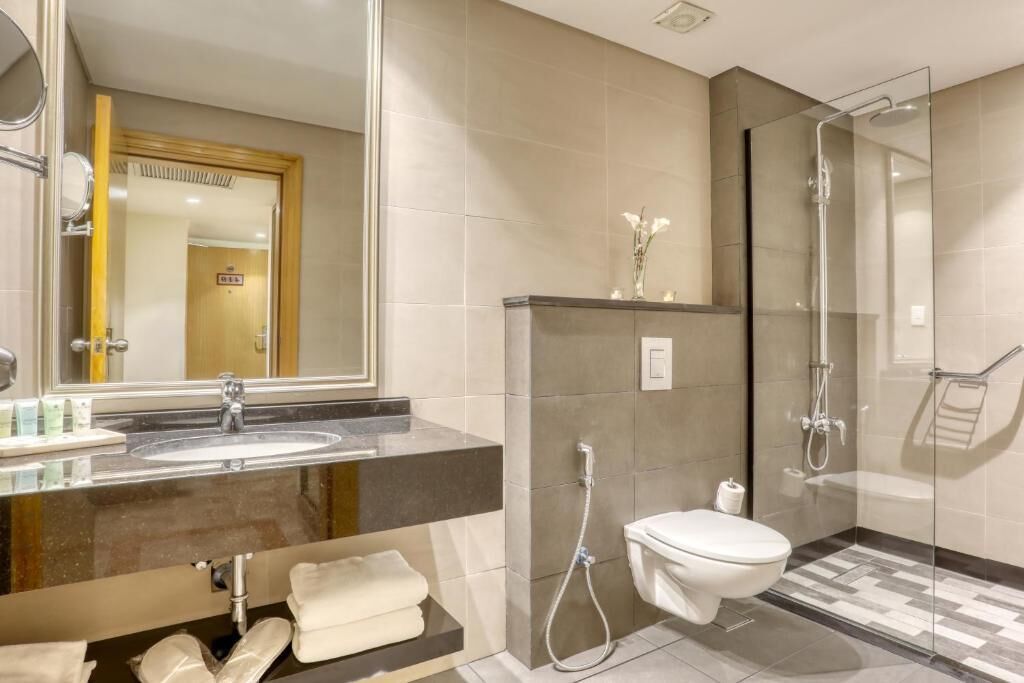 Photo - Geneva Hotel