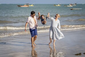 Beach nearby, free beach cabanas, sun-loungers, beach umbrellas