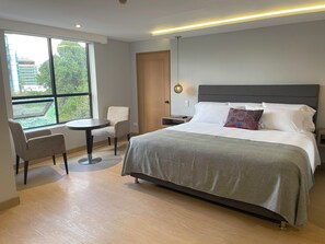Deluxe Double with Queen bed
