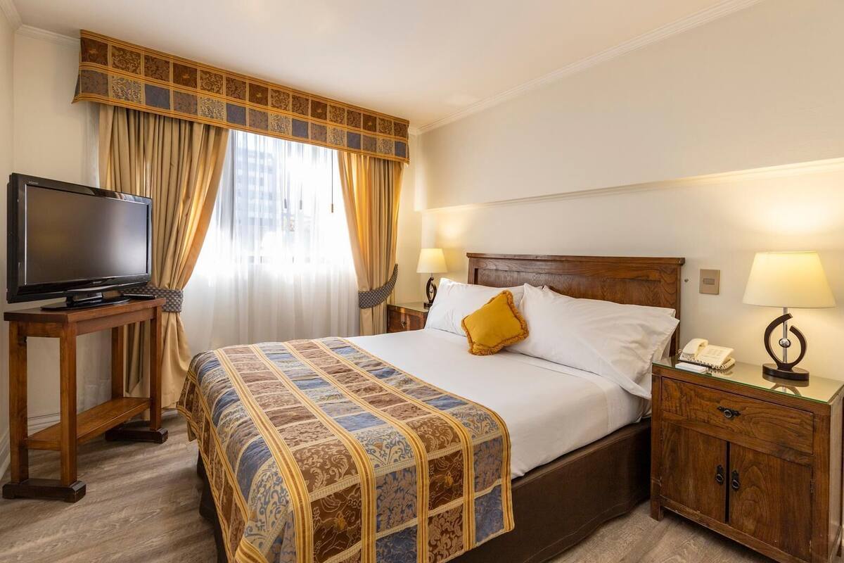Minibar, in-room safe, desk, free cots/infant beds