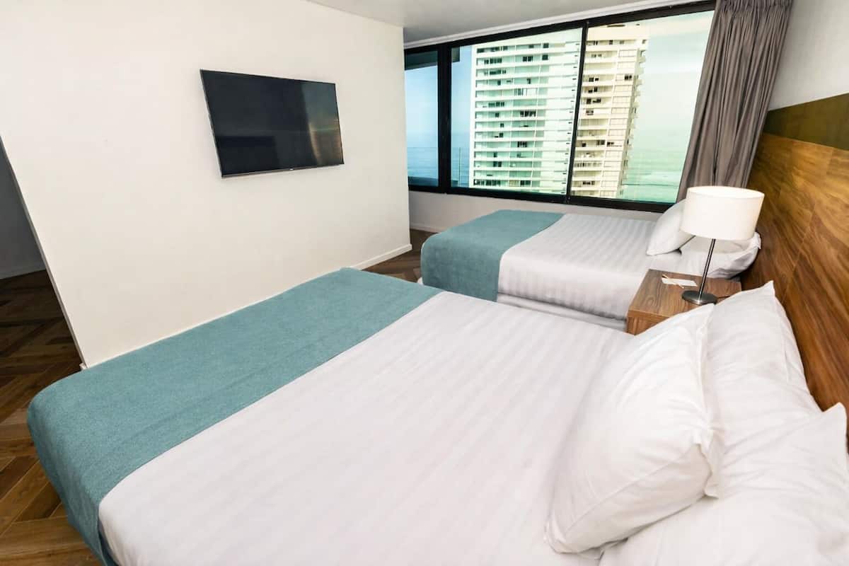 Apartamento standard | Roupas de cama premium, cofres nos quartos, escrivaninha