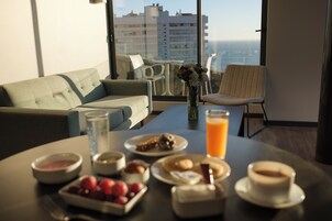 Desayuno continental todos los días (con cargo)