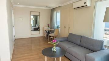 Superior-Zimmer | Hochwertige Bettwaren, Minibar, Zimmersafe, individuell eingerichtet