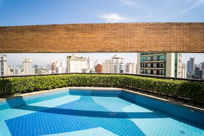 Piscina en la azotea