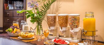 Up Viamonte Hotel