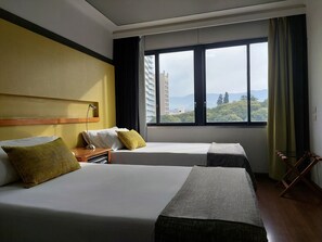 Superior Room | 1 bedroom, minibar, in-room safe, desk