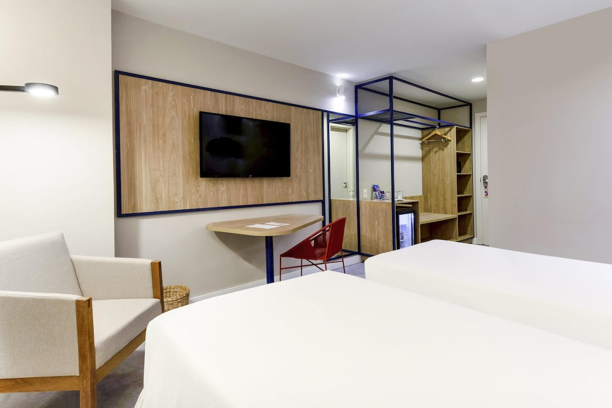 Minibar, in-room safe, desk, laptop workspace