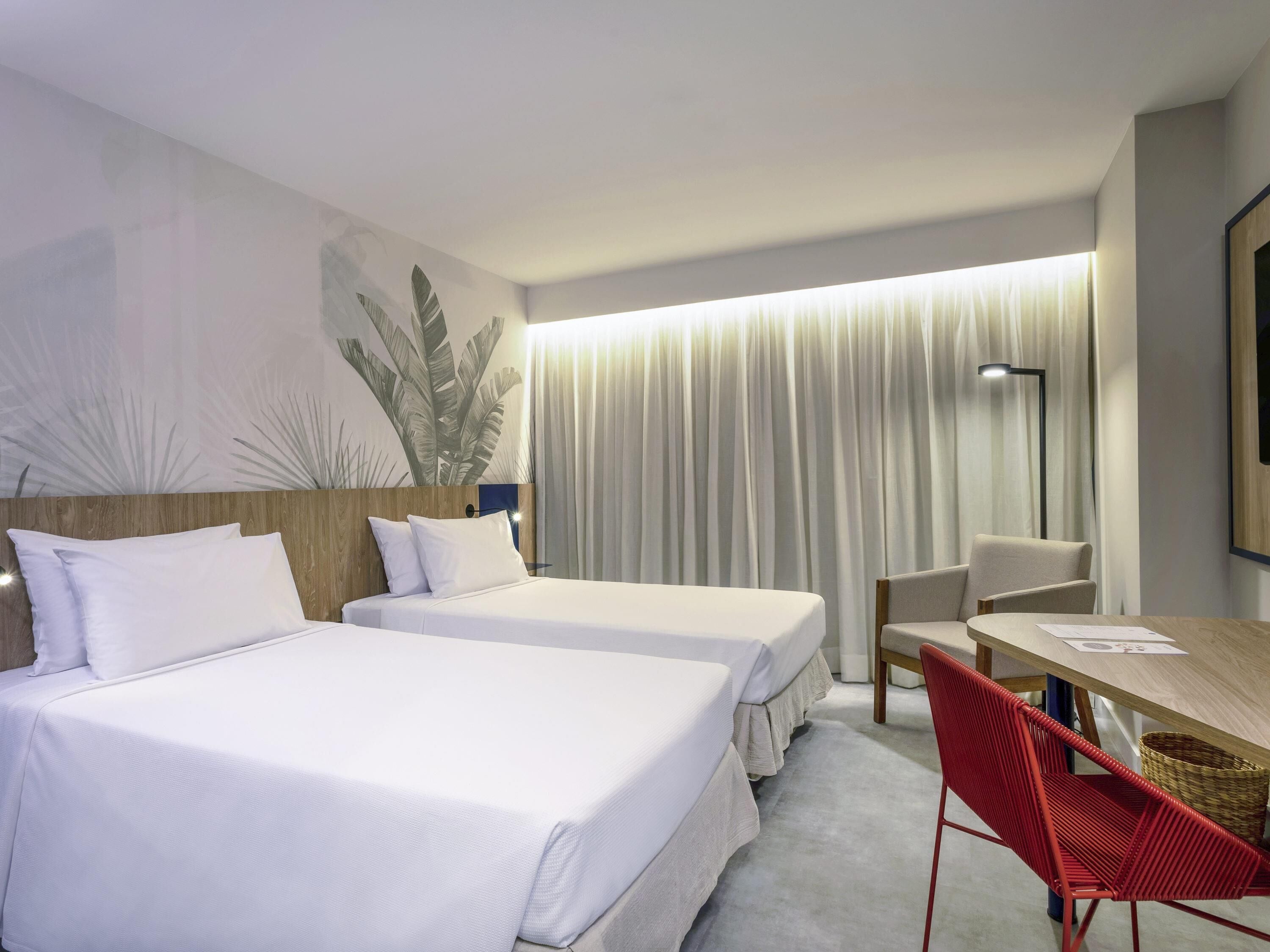 Superior Room, 2 Twin Beds | Minibar, in-room safe, desk, laptop workspace