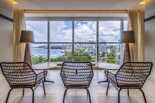 Breakfast, lunch, dinner served; Regional cuisine, sea views