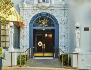 Exterior - Graduate by Hilton Berkeley (Berkeley)