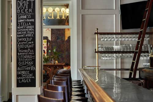 Bar (en la propiedad)