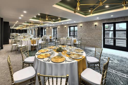 Banquet hall