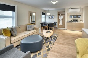 Televisión, Netflix, estación para iPod, películas con cargo