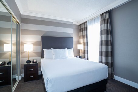 Sandman Signature Mississauga Hotel - Image 53