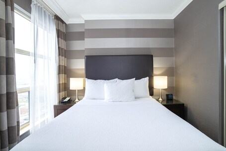 Sandman Signature Mississauga Hotel - Image 52