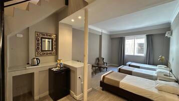 Ropa de cama de alta calidad, cubrecamas y colchones con pillow-top