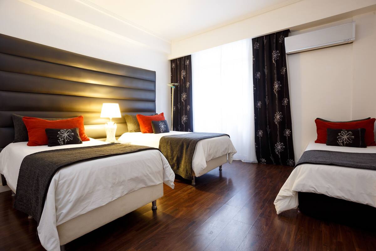 Standard Triple Room | Premium bedding, down comforters, pillowtop beds, in-room safe