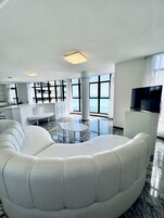 Elite Apartment | Living area