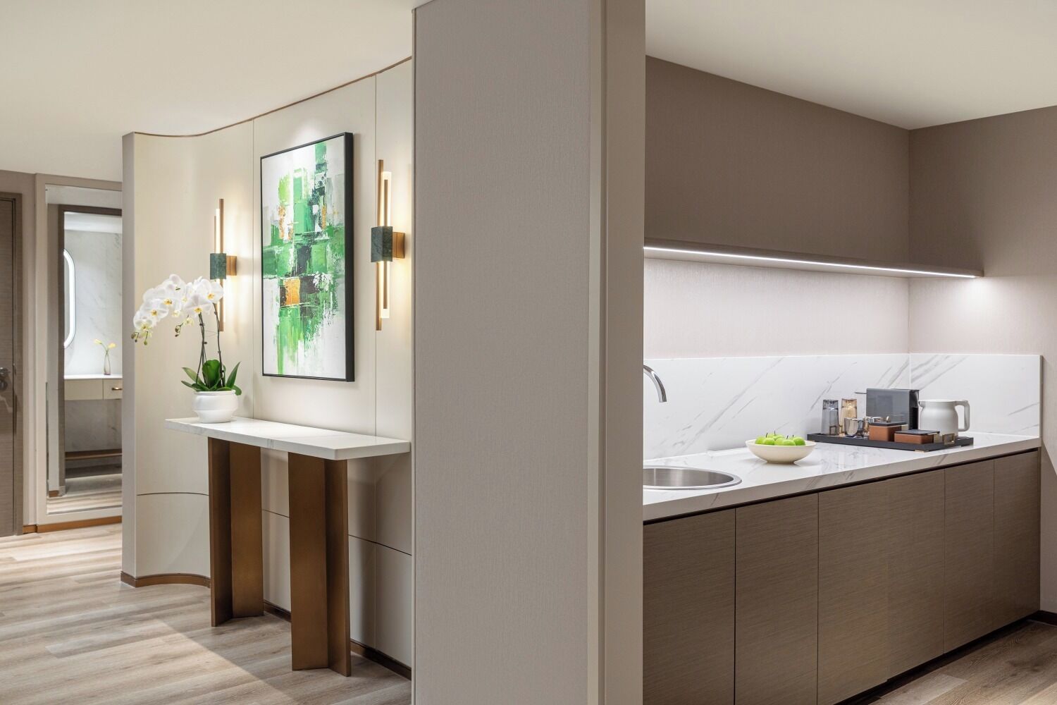 ambassador suite | living area | 43-inch lcd tv with cable channels