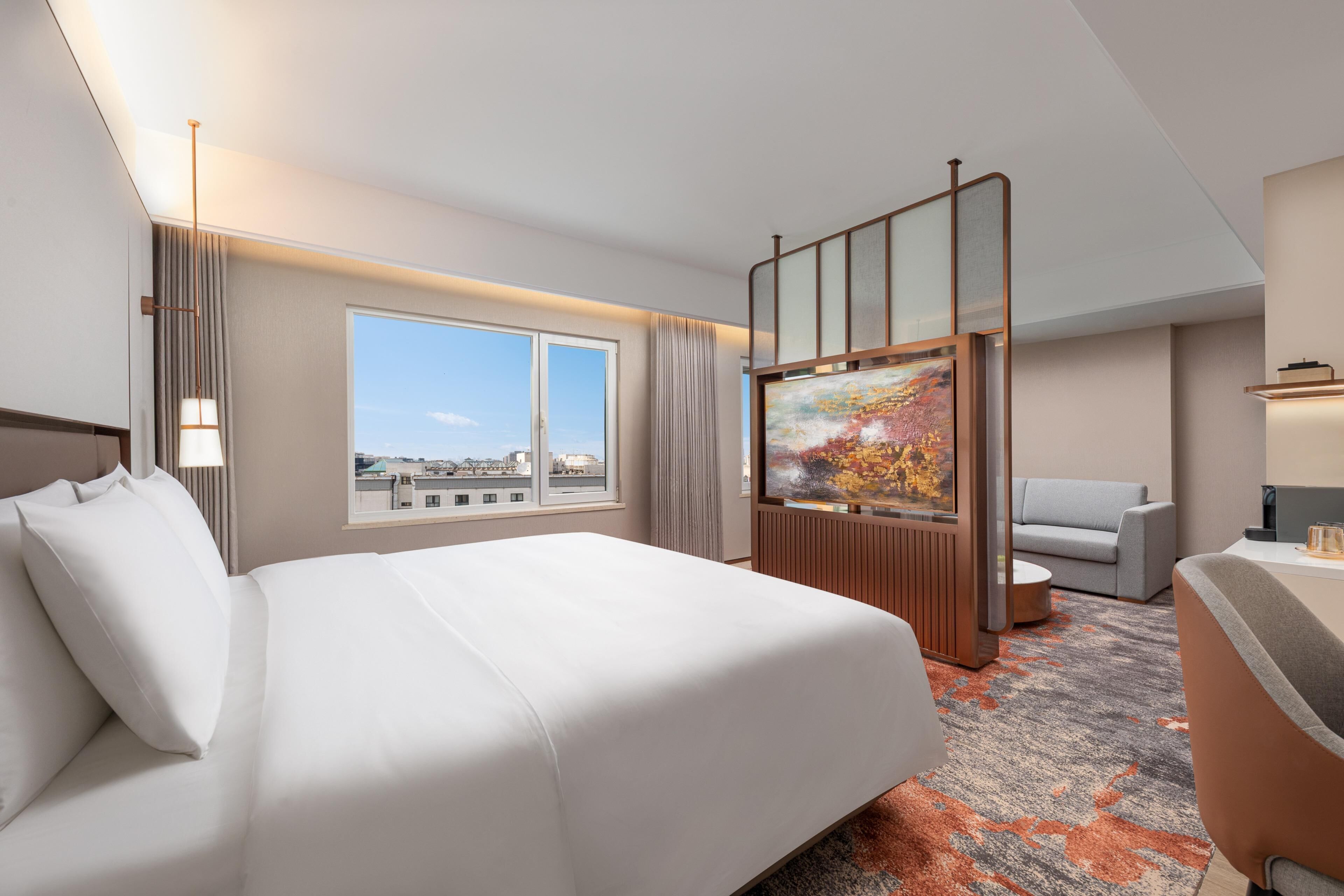 business suite | 1 bedroom, premium bedding, down duvets, minibar