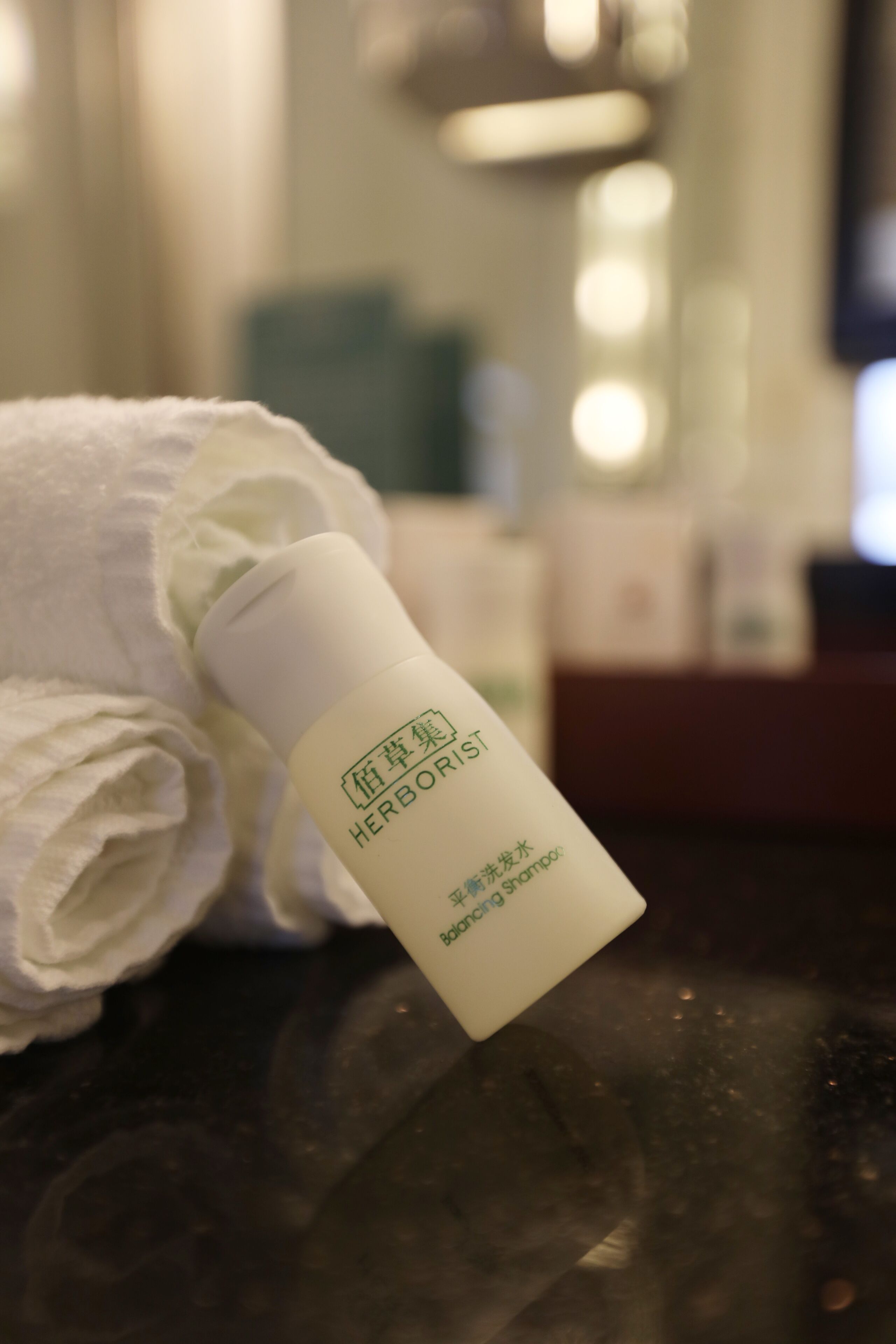 executive deluxe room | bathroom amenities | separate bathtub and shower, deep-soaking bathtub, free toiletries