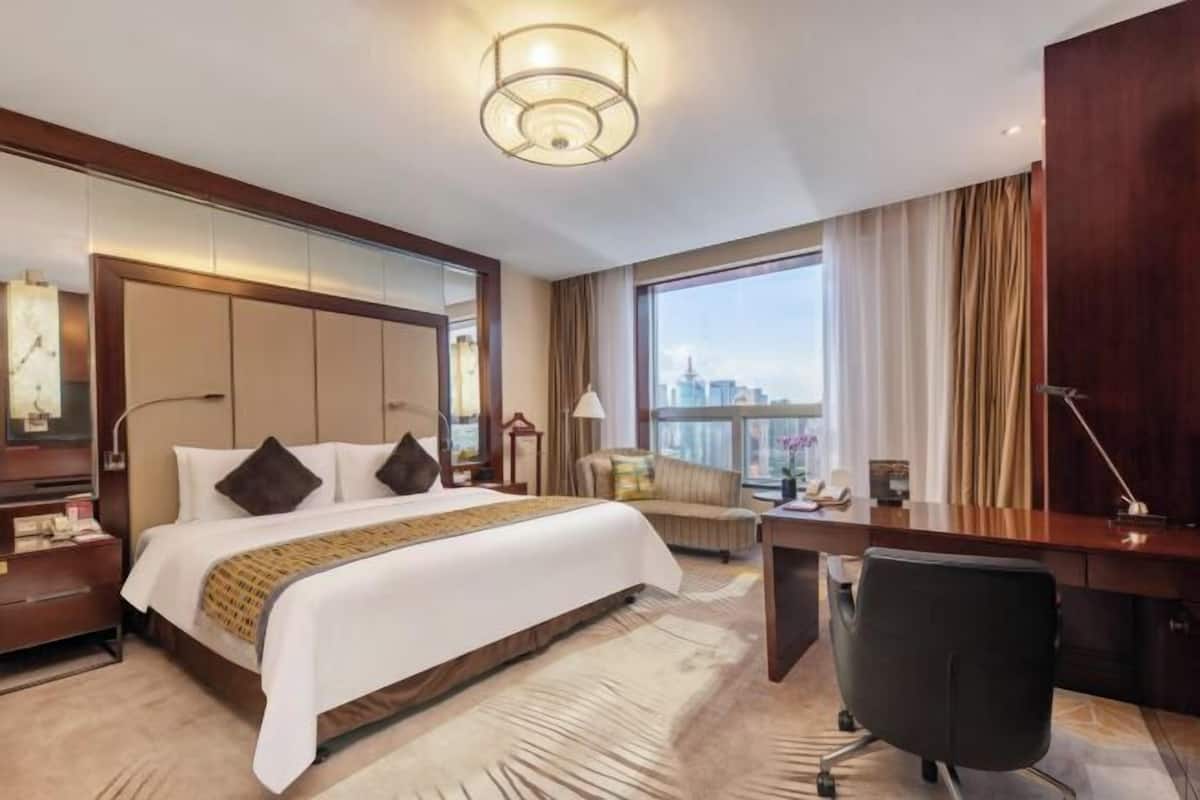 1 chambre, minibar, coffre-fort, bureau