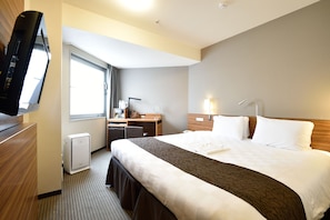 Standard Double Room, Non Smoking | Desk, blackout curtains, iron/ironing board, free WiFi