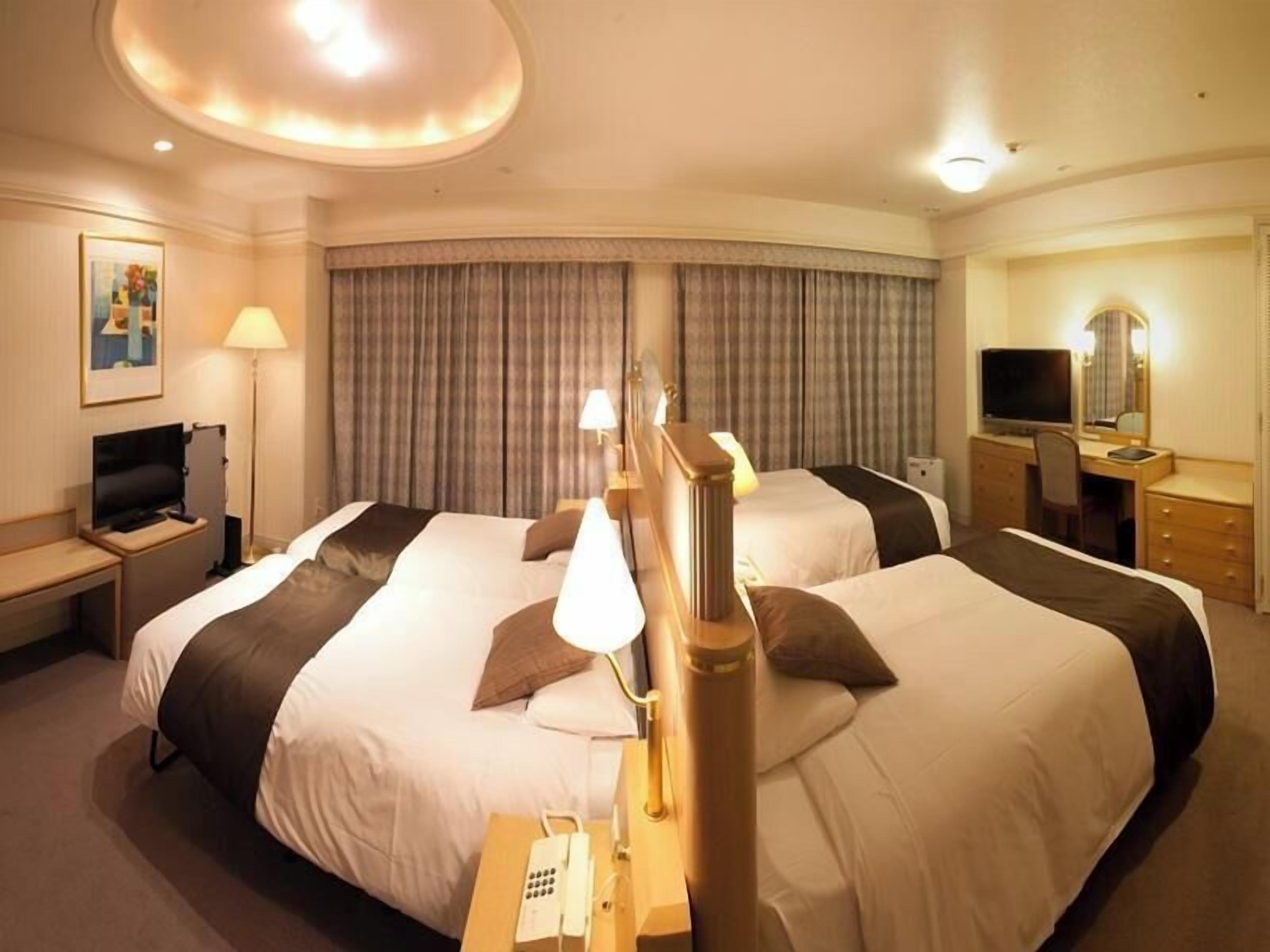 Ferros/tábuas de passar roupa, Wi-Fi de cortesia, roupa de cama