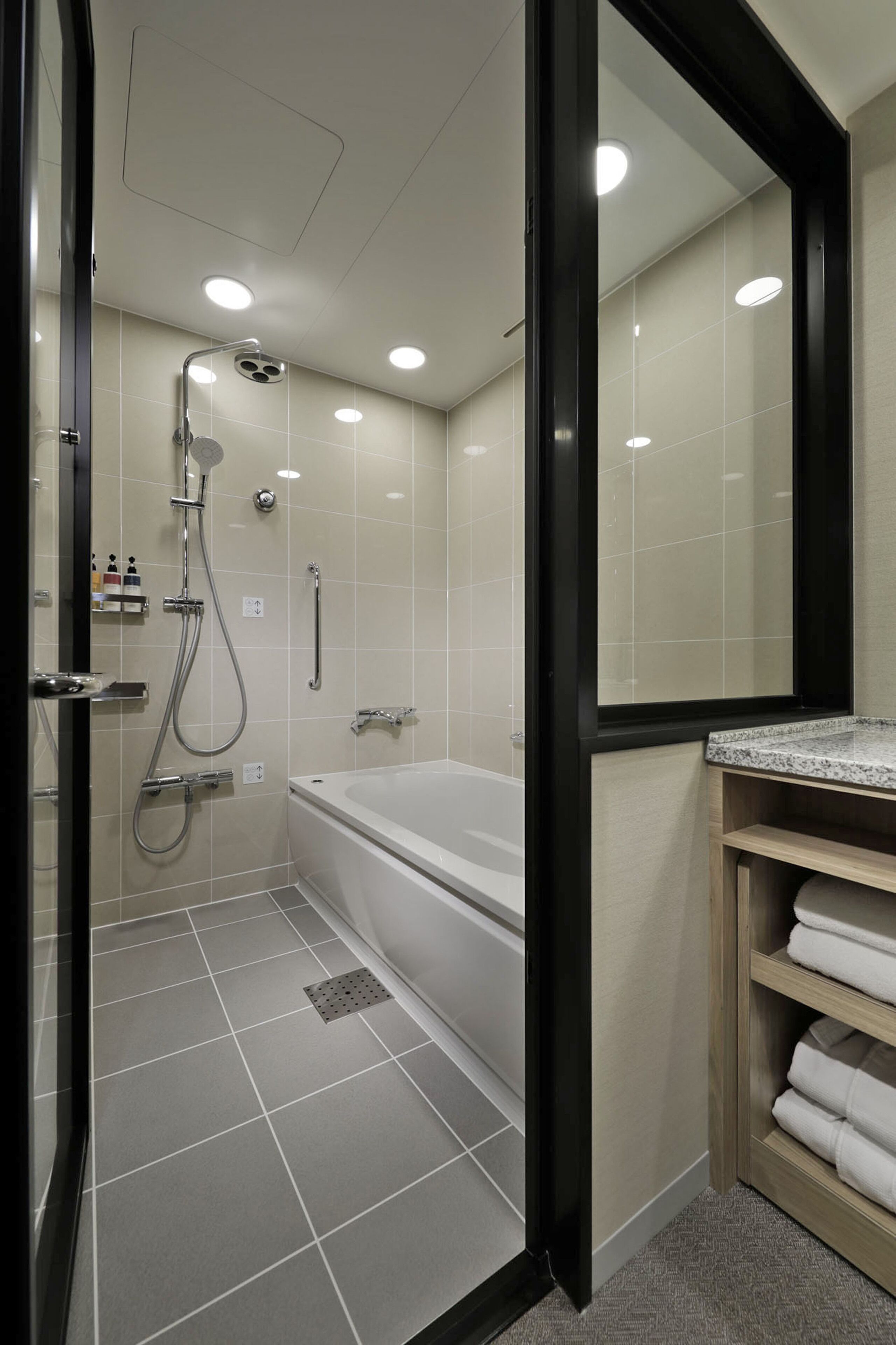 non smoking, 2 twin beds, superior | bathroom | combined shower/bathtub, eco-friendly toiletries, hair dryer, slippers