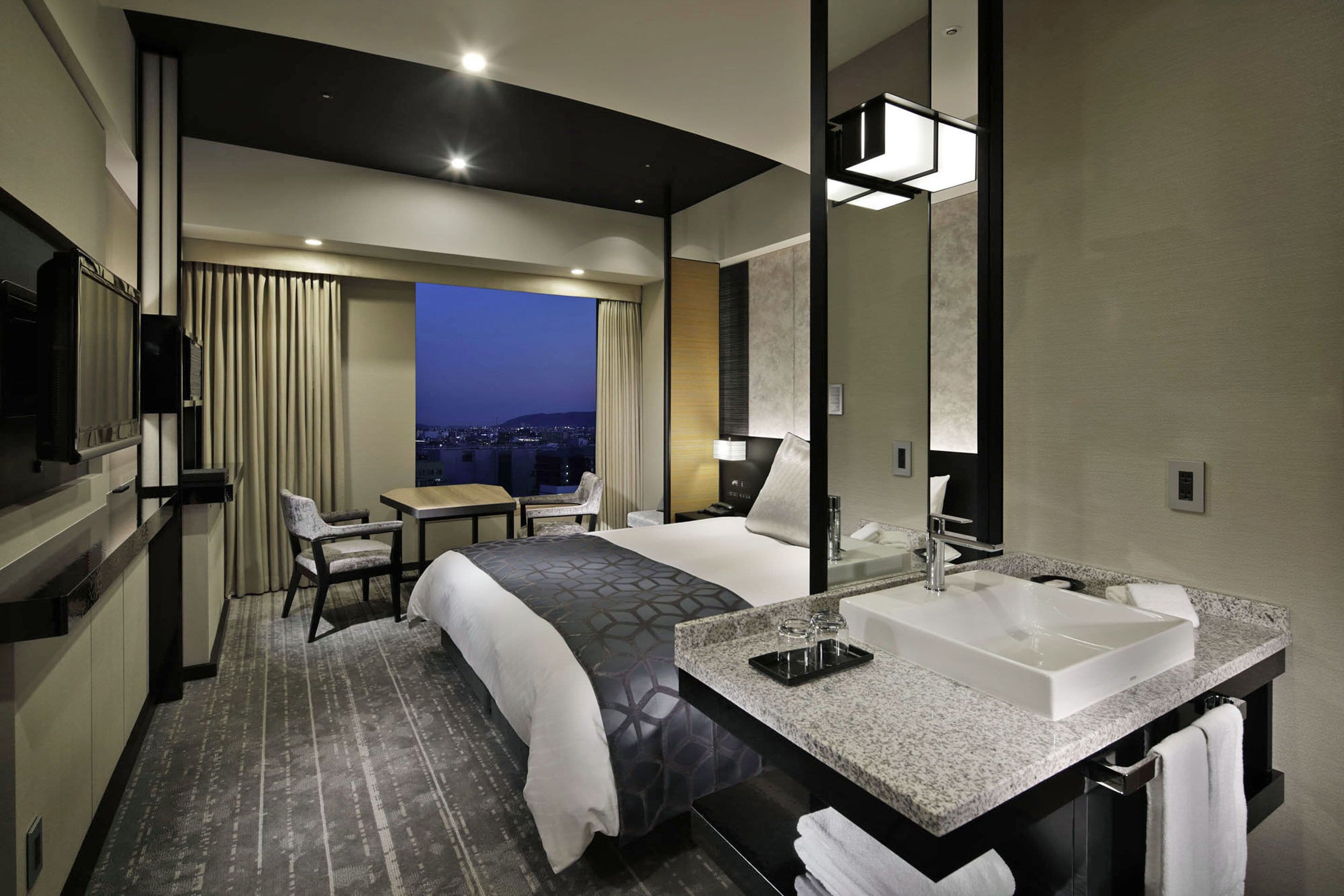 Non Smoking, 1 King Bed, Superior Room | Premium bedding, down comforters, minibar, in-room safe