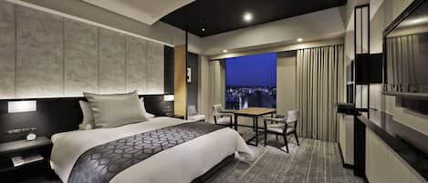 Superior-Doppelzimmer, 1 King-Bett, Nichtraucher | 1 Schlafzimmer, hochwertige Bettwaren, Daunenbettdecken, Minibar