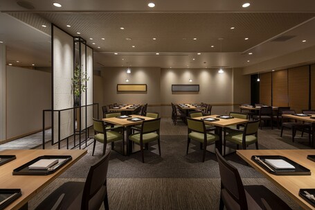 Hotel Granvia Kyoto - Image 38