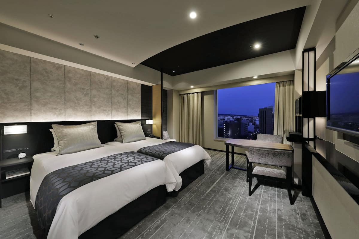 Non Smoking, 2 Twin Beds, Superior | 1 bedroom, premium bedding, down comforters, minibar