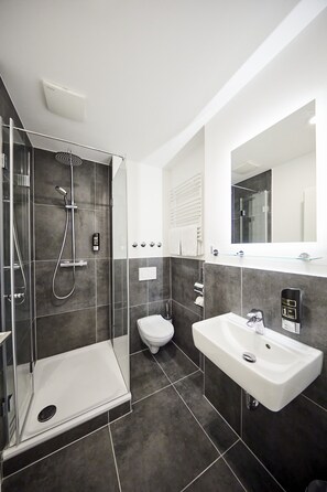 Studio | Bathroom - SMARTY Cologne City Center (Cologne)