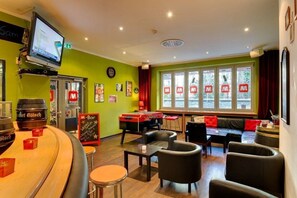 Bar (on property) - SMARTY Cologne City Center (Cologne)