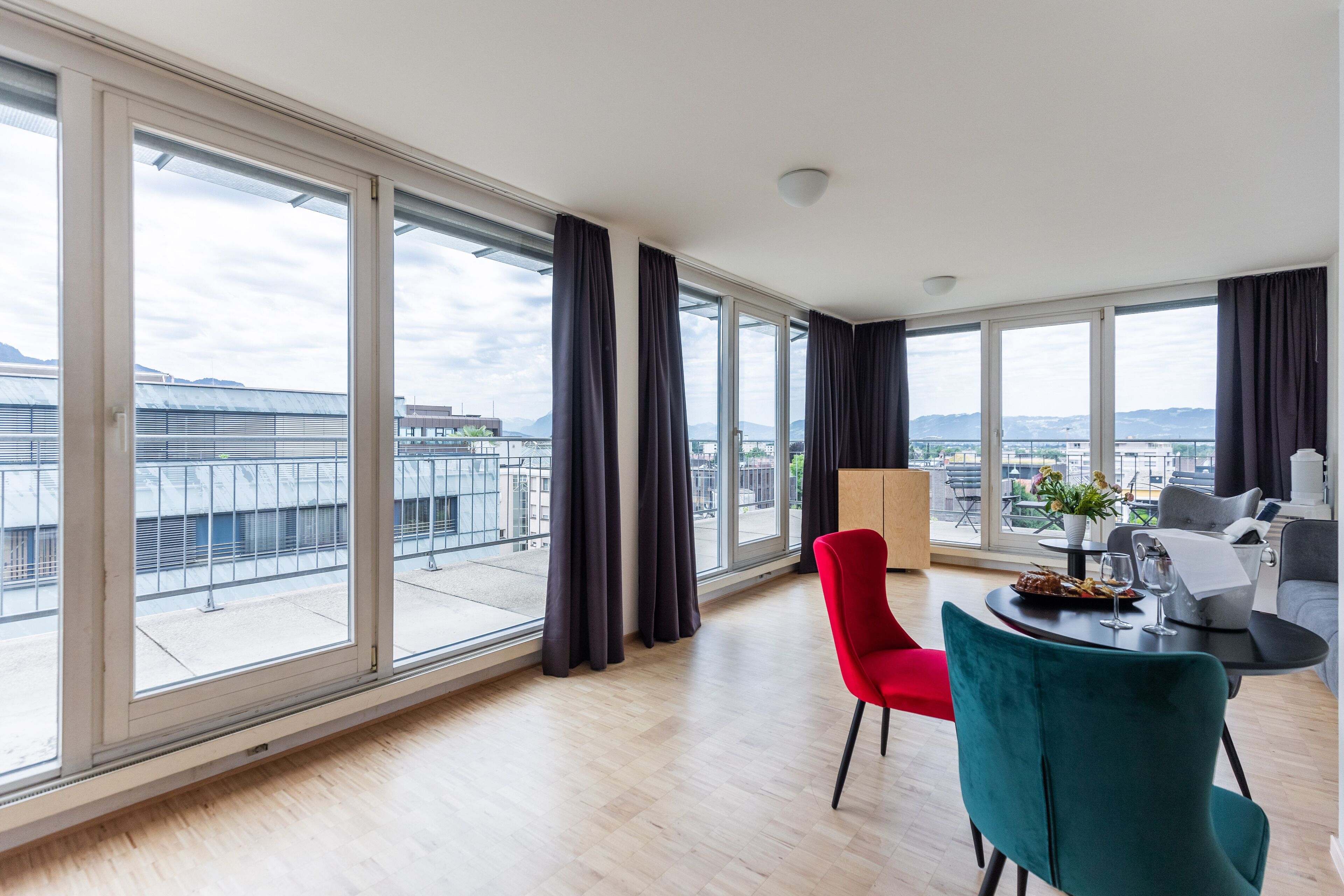 apartment (plus) | living area | flat-screen tv